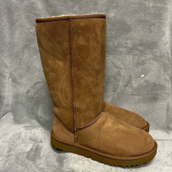 UGG Classic Tall II Boots Size 7 - Picture 2 of 7